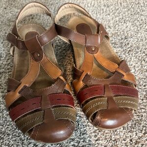 EARTH ORIGINS by earth SHEILA Women's Multicolor Leather Sandal 11M